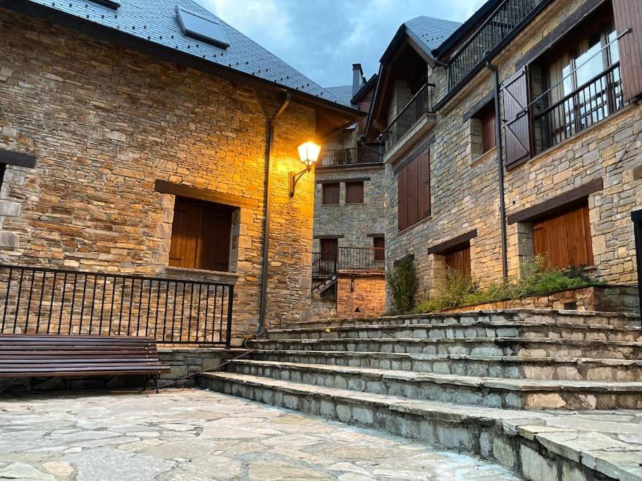 Elegante Apartamento En Escarrilla Con Vistas Al Valle Exterior photo